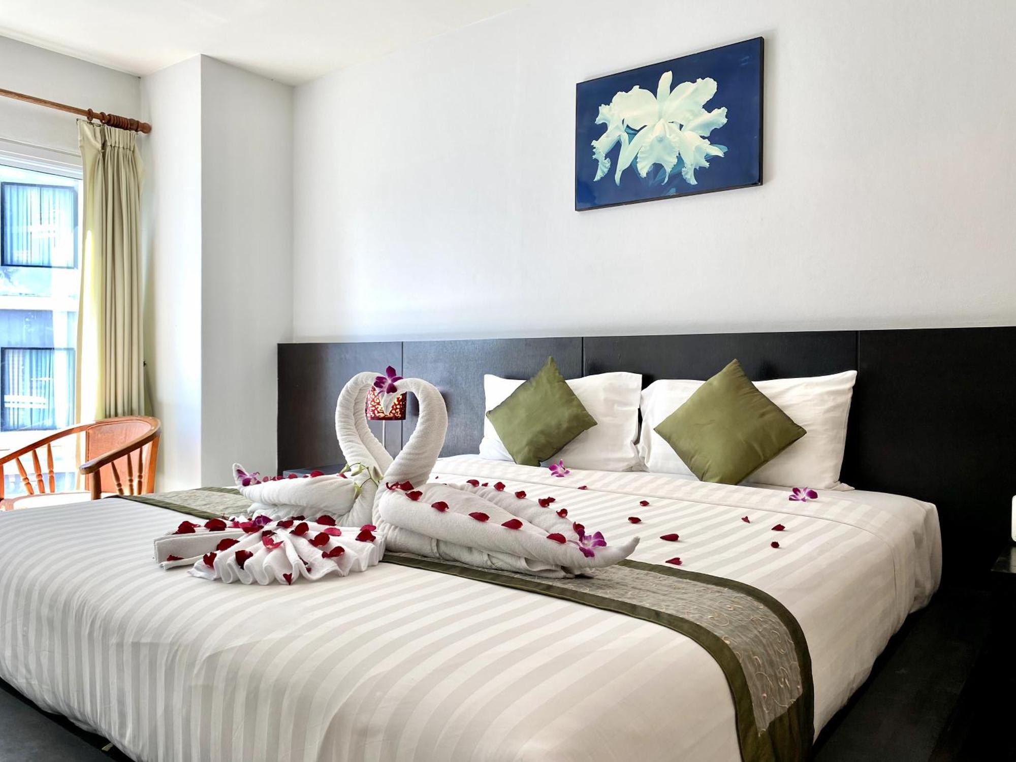 Apk Resort Patong Exterior foto